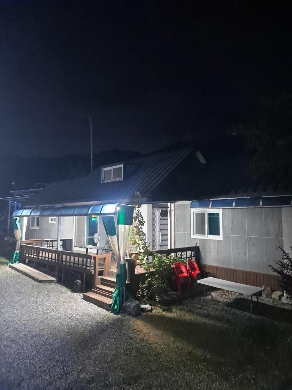 Yeongju Therapy Pension Bagian luar foto